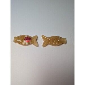 Vintage Pair Mexican Onyx Carved Fish Charms Stone Amber Hecho En Mexico